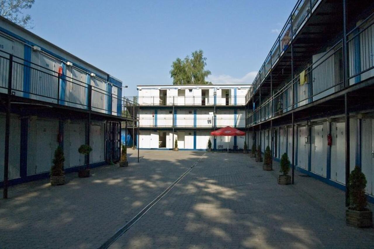 Hostel Metro Varsóvia Exterior foto